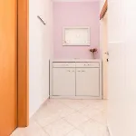 Apartment With A Parking Space Kastel Kambelovac, - 11678 *