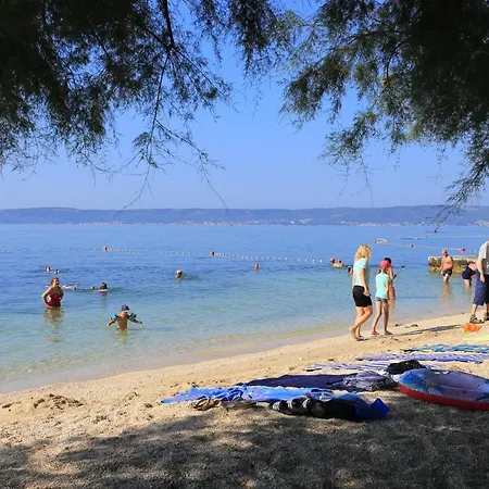 Apartman With A Parking Space Kastel Kambelovac, - 11678 Kastela