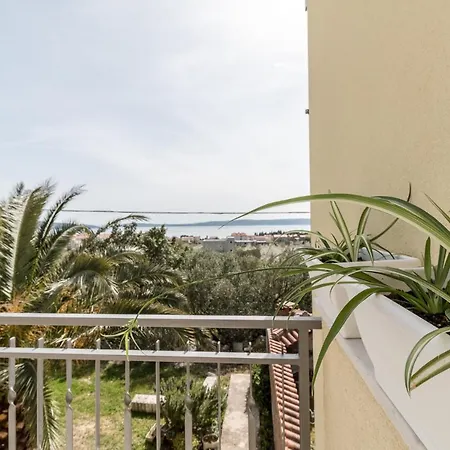 With A Parking Space Kastel Kambelovac, - 11678 * Kastela