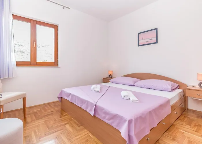 With A Parking Space Kastel Kambelovac, - 11678 Kastela